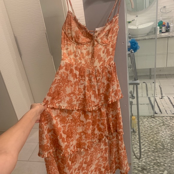 V. Chapman Coral Pink Floral Tiered High-Low Wedding Dress - Picture 9 of 9